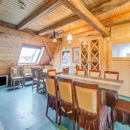 Alluring Farmhouse In With Garden בית נופש *